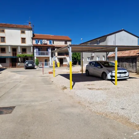 With Parking Space Novigrad - 25957 Διαμέρισμα *