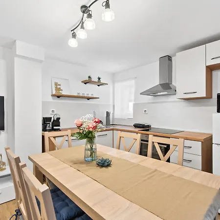 With Parking Space Novigrad - 25957 Διαμέρισμα